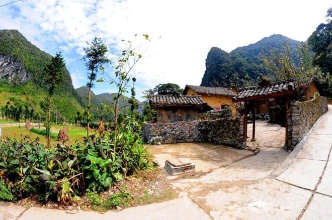 Nha Nghi T&T Hotel ส่งวัน ภายนอก รูปภาพ
